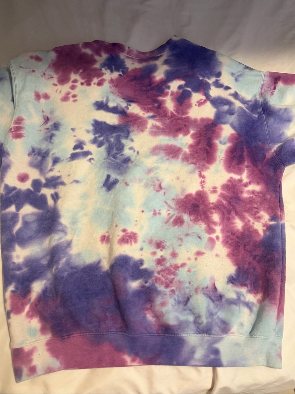 Buc-ees Adult Beaver Logo Pullover Crewneck Sweatshirt Purple Tie Dye - Picture 6 of 7